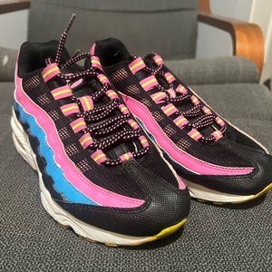 NIKE AIR MAX 95 310830-006 SIZE 5Y YOUTH SHOES BLACK PINK BLUE RUNNING GIRL